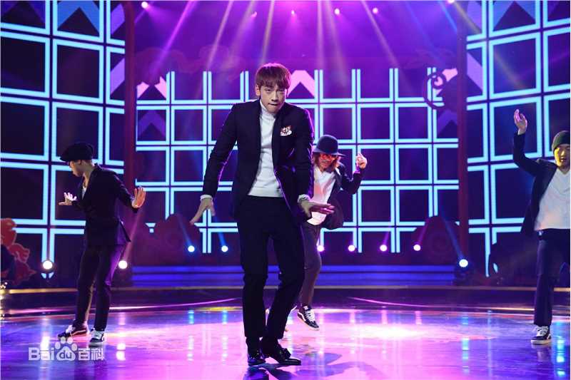 郑智薰(英文名:Rain 韩文名：  罗马拼音：Jung Ji Hoon)东方卫视春节联欢晚会性感图片图集