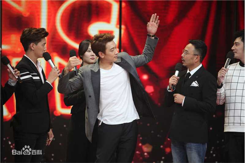 郑智薰(英文名:Rain 韩文名：  罗马拼音：Jung Ji Hoon)天天向上壁纸壁纸