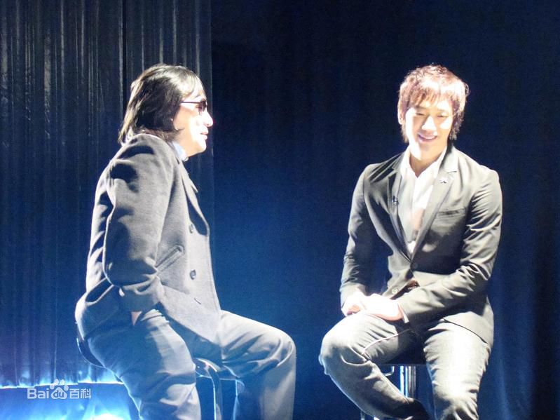 郑智薰(英文名:Rain 韩文名：  罗马拼音：Jung Ji Hoon)韩国综艺集锦素颜照相册