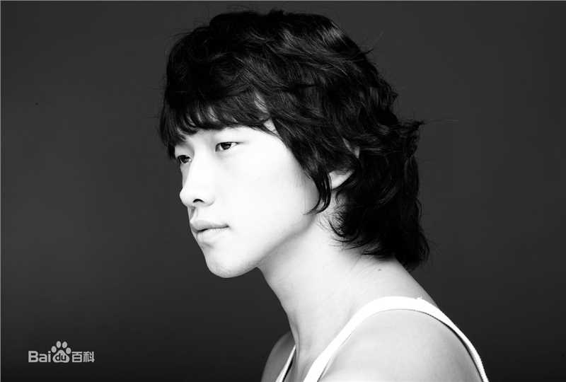 郑智薰(英文名:Rain 韩文名：  罗马拼音：Jung Ji Hoon)饭制素颜照相册