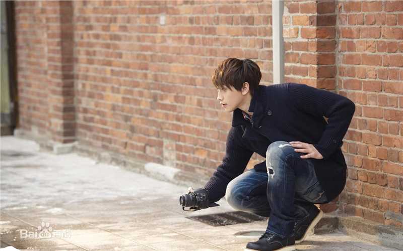 郑智薰(英文名:Rain 韩文名：  罗马拼音：Jung Ji Hoon)饭制素颜照相册