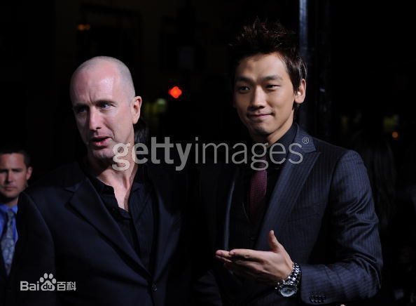 郑智薰(英文名:Rain 韩文名：  罗马拼音：Jung Ji Hoon)1素颜照相册