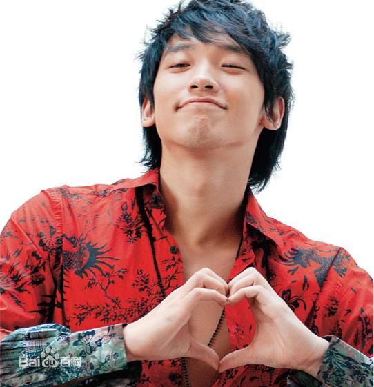 郑智薰(英文名:Rain 韩文名：  罗马拼音：Jung Ji Hoon)1素颜照相册