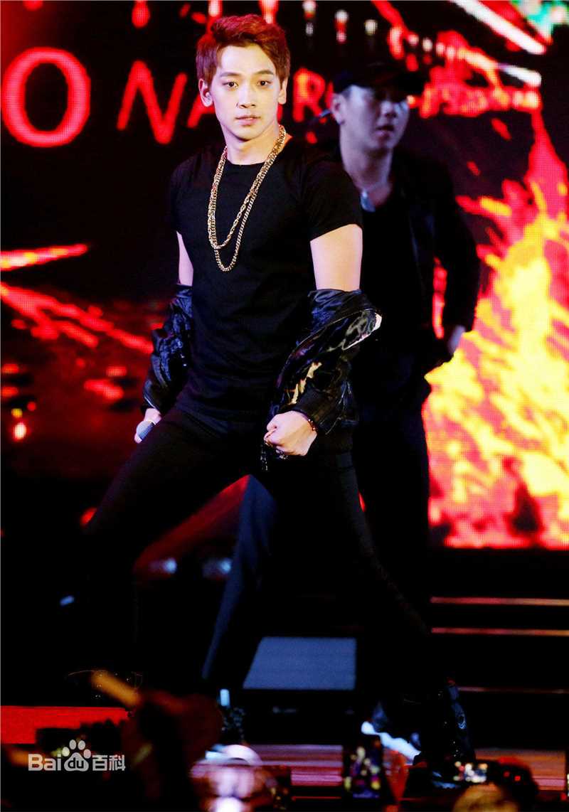 郑智薰(英文名:Rain 韩文名：  罗马拼音：Jung Ji Hoon)2016台湾跨年FMT前后照片