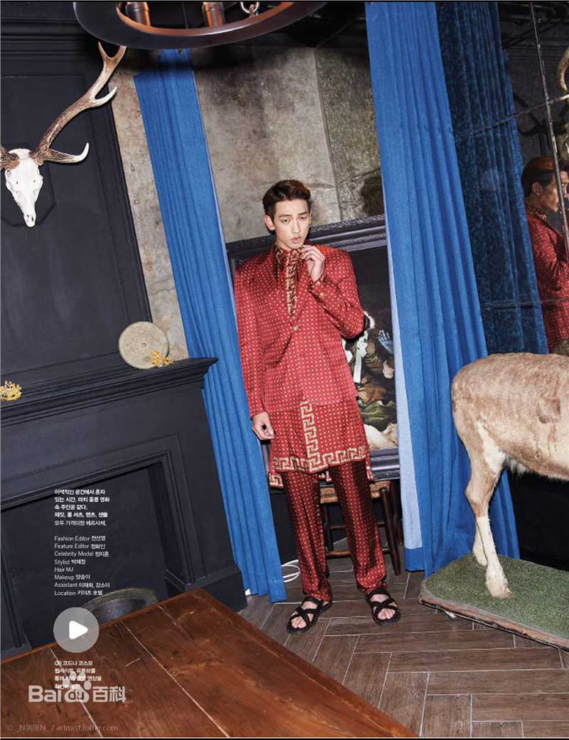 郑智薰(英文名:Rain 韩文名：  罗马拼音：Jung Ji Hoon)在《COO MEN》中的