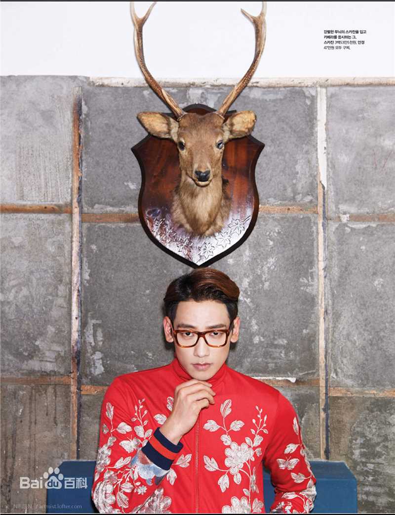 郑智薰(英文名:Rain 韩文名：  罗马拼音：Jung Ji Hoon)在《COO MEN》中的