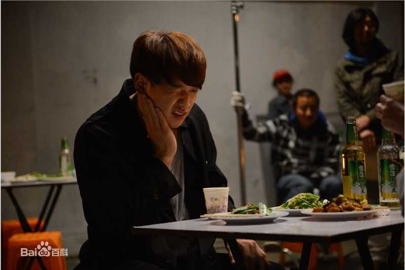 最新郑智薰(英文名:Rain 韩文名：  罗马拼音：Jung Ji Hoon)在《露水红颜》饰徐承勋中的壁纸