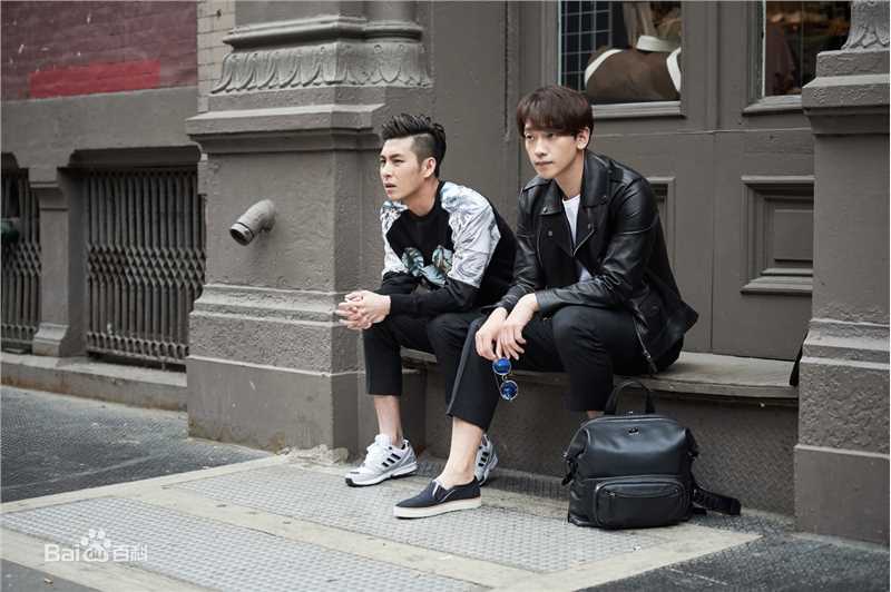 精选郑智薰(英文名:Rain 韩文名：  罗马拼音：Jung Ji Hoon)在纽约《MET GALA》之行中的图册