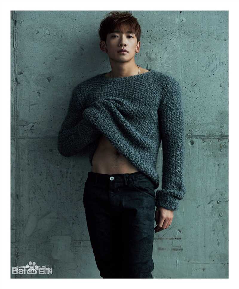 最新郑智薰(英文名:Rain 韩文名：  罗马拼音：Jung Ji Hoon)在《Singles》中的壁纸