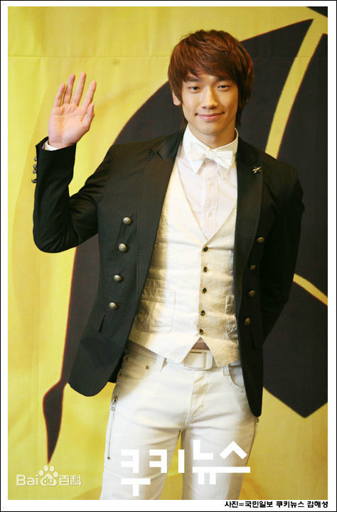 郑智薰(英文名:Rain 韩文名：  罗马拼音：Jung Ji Hoon)9性感图片图集