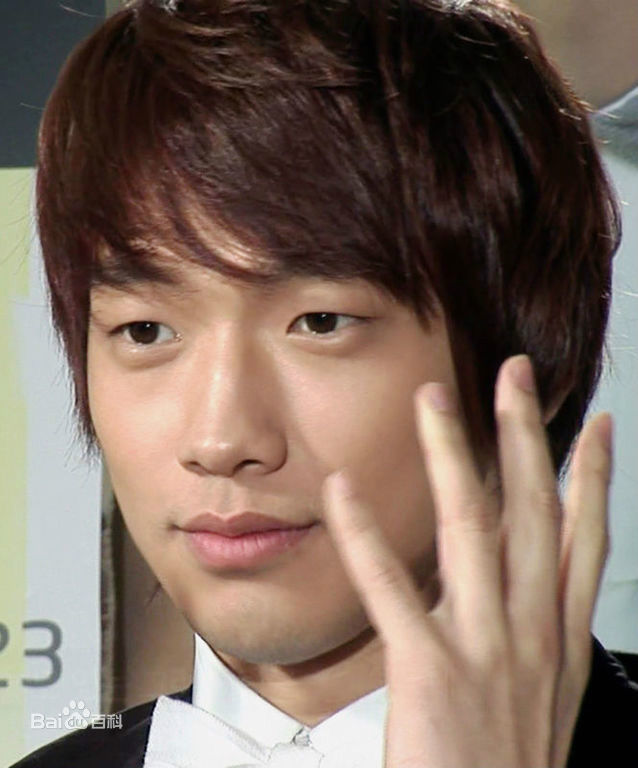 郑智薰(英文名:Rain 韩文名：  罗马拼音：Jung Ji Hoon)9性感图片图集