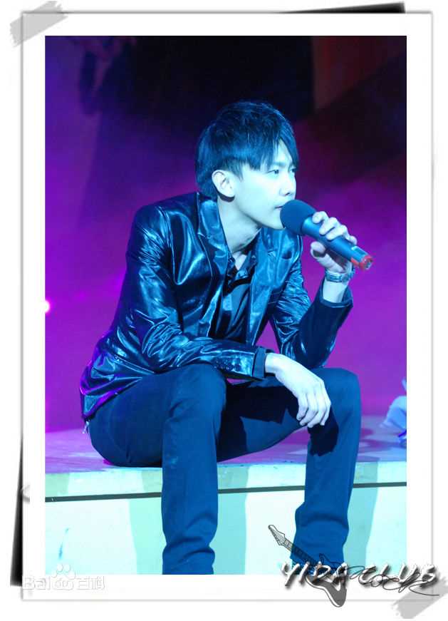 黄义达(Yida Huang)参加活动照片壁纸壁纸