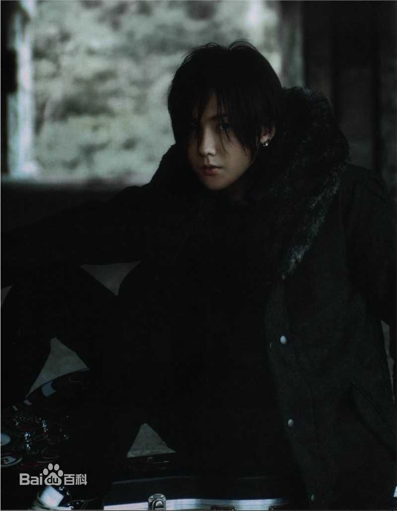 最优质黄义达(Yida Huang)在《完整演出》中的相册