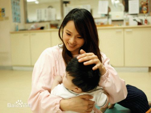 张粤(didi)《单亲妈妈的浪漫生活》最优质剧照