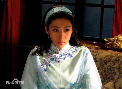 高清刘思彤在《宁为女人》中的图集