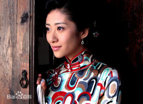 高清刘思彤在《宁为女人》中的图集