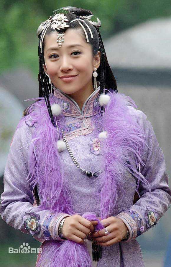 刘思彤新萍踪侠影前后照片