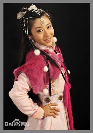 刘思彤新萍踪侠影前后照片