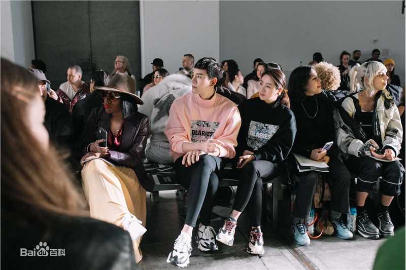 经超时尚照性感图片壁纸