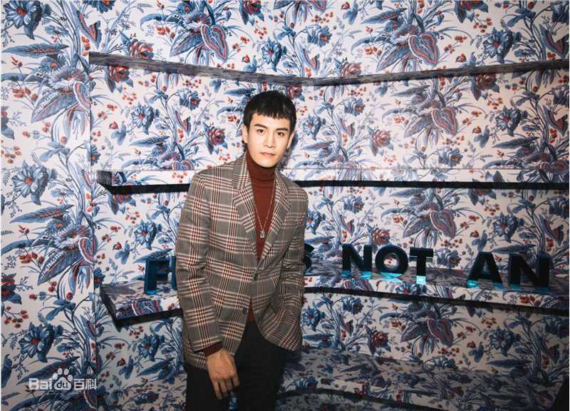 经超时尚照性感图片壁纸