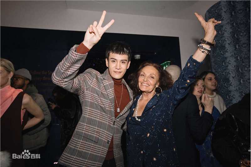 经超时尚照性感图片壁纸