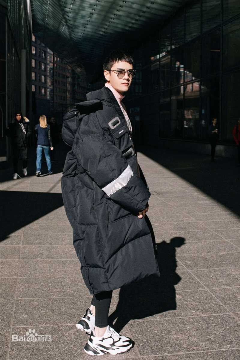 经超时尚照性感图片壁纸