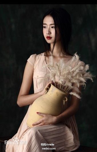 许龄月(AmelieXu)最新壁纸