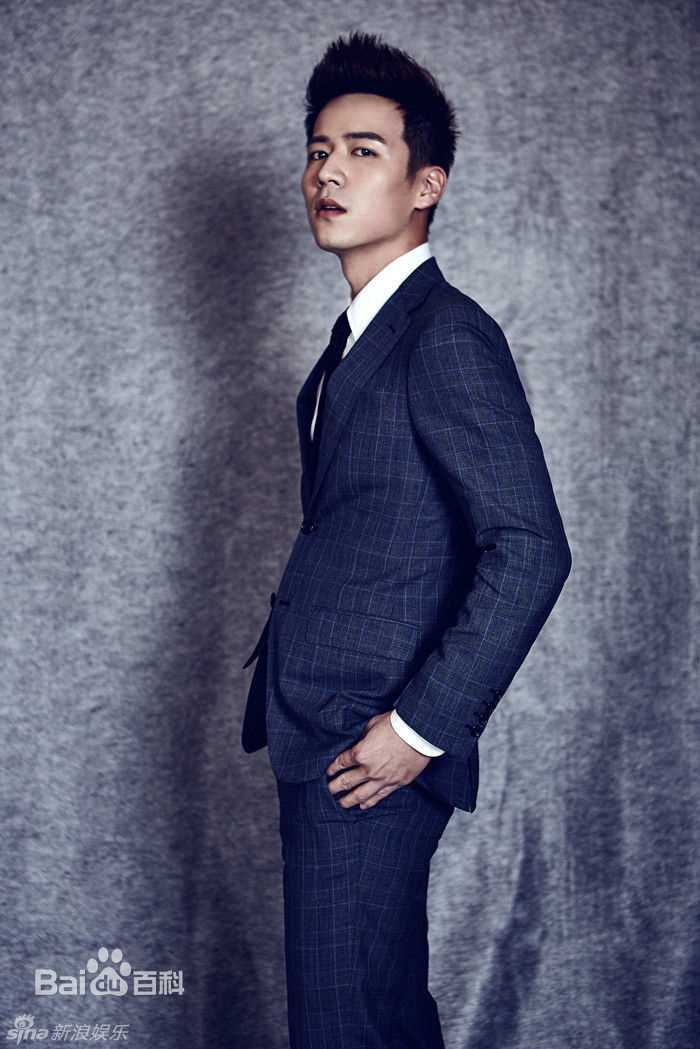 魏千翔(Shawn Wei) 街拍