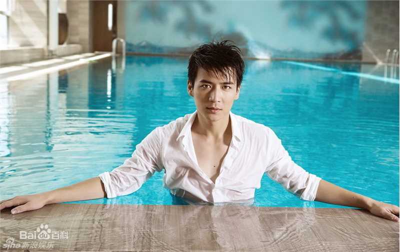 魏千翔(Shawn Wei) 街拍