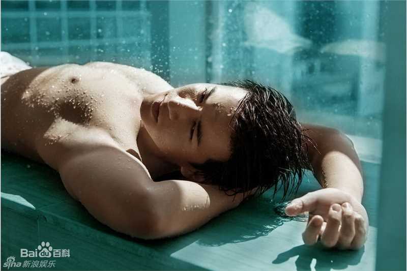 魏千翔(Shawn Wei) 街拍