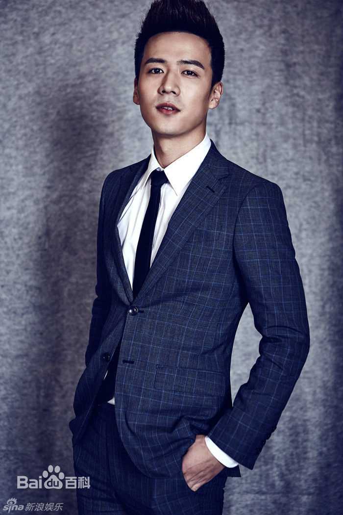 魏千翔(Shawn Wei) 街拍