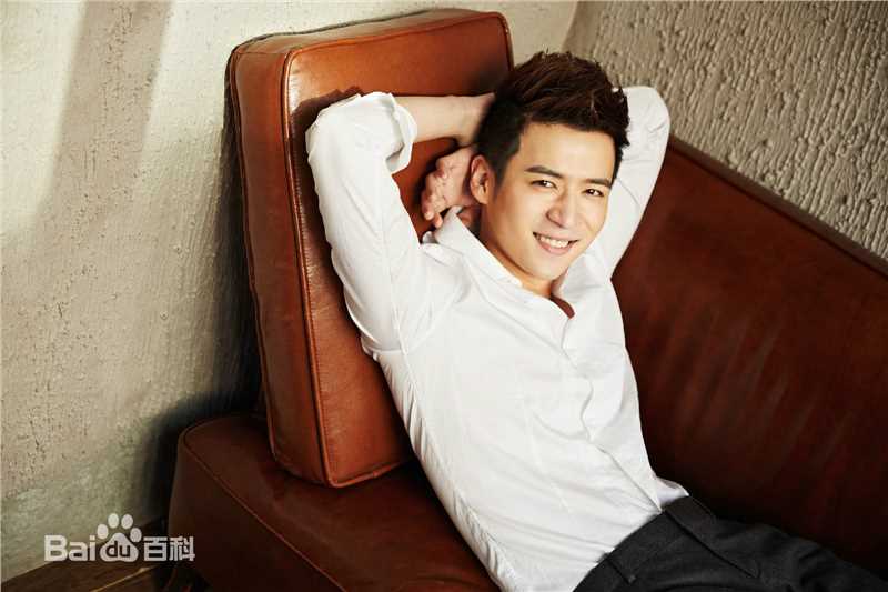 魏千翔(Shawn Wei) 街拍