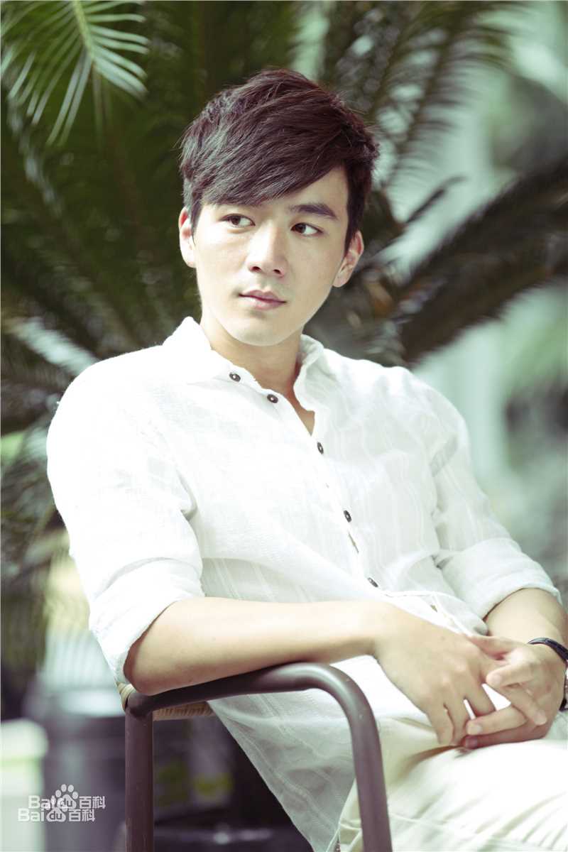 魏千翔(Shawn Wei) 街拍