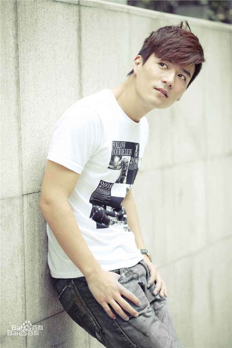 魏千翔(Shawn Wei) 街拍