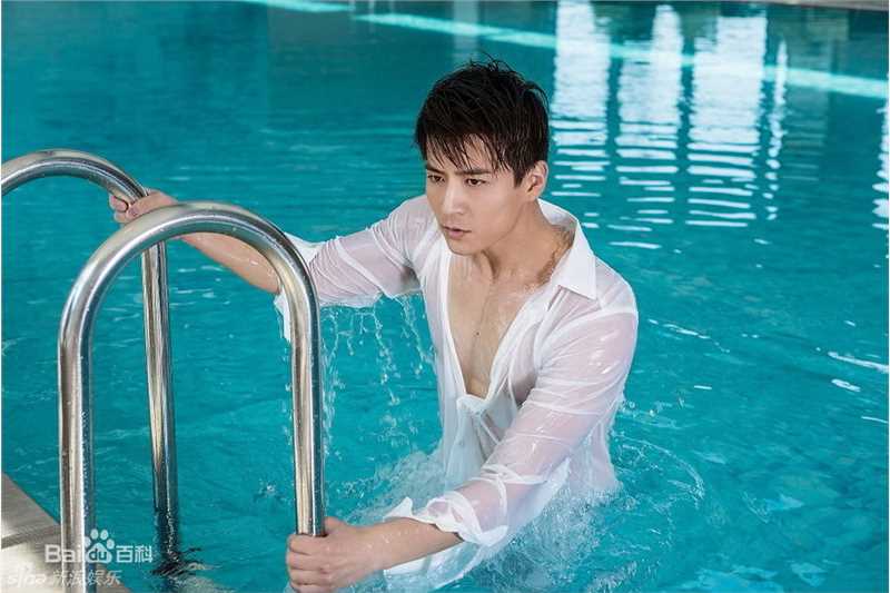 魏千翔(Shawn Wei) 街拍