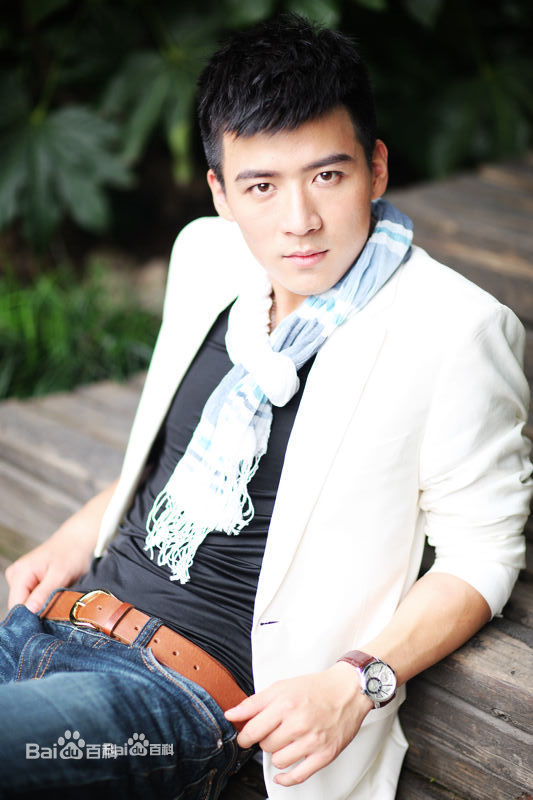 魏千翔(Shawn Wei) 街拍