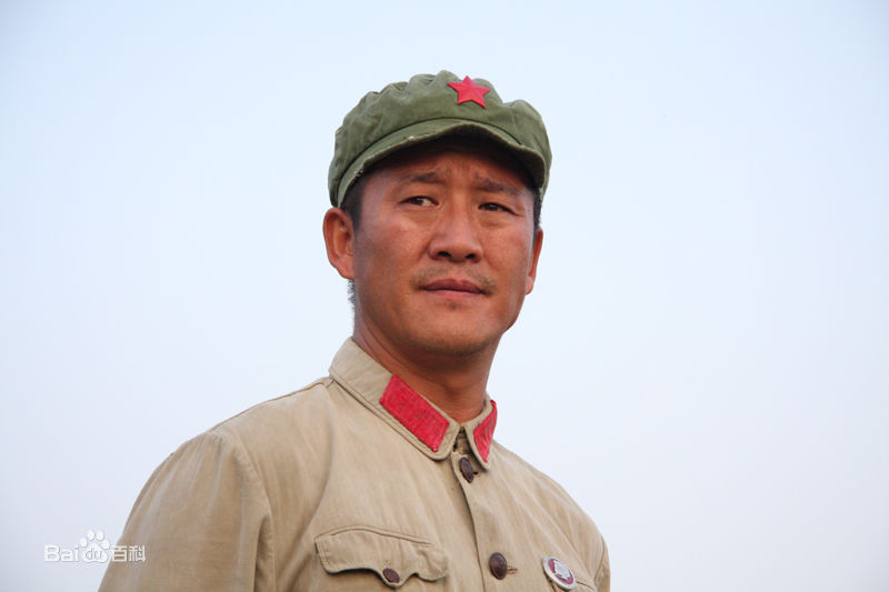 侯岩松照片壁纸壁纸