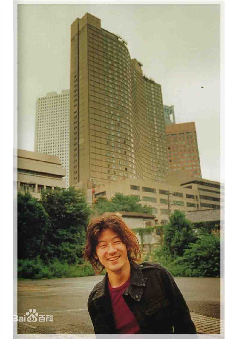 浅野忠信(Tadanobu Asano)个人照片性感图片图集