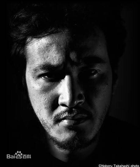 最新浅野忠信(Tadanobu Asano)性感图片