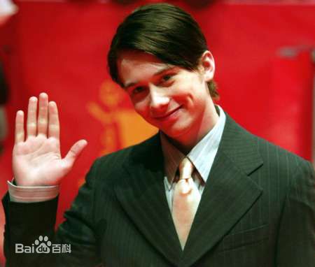 高清卢·泰勒·普奇(Lou Taylor Pucci)性感图片