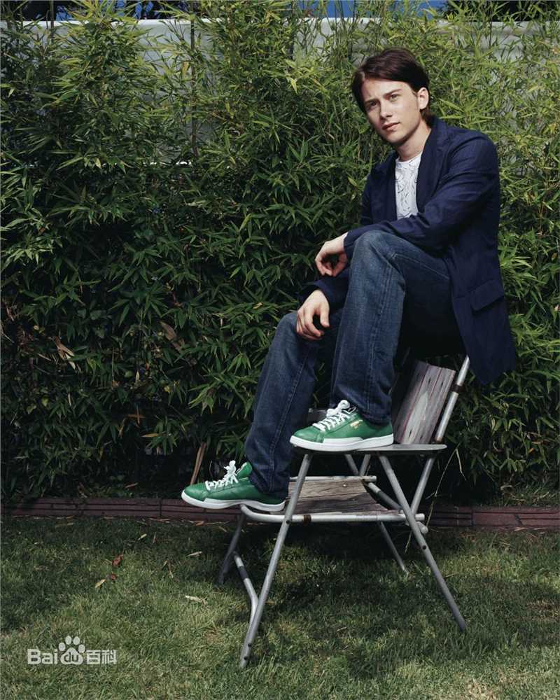 高清卢·泰勒·普奇(Lou Taylor Pucci)精彩图册