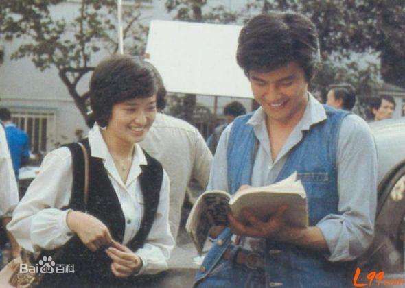 三浦友和(みうら ともかず、Miura Tomokazu)与山口百惠图片集生活照相册