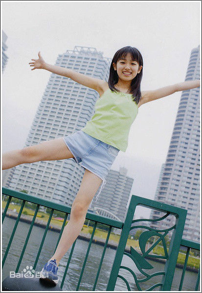 大后寿寿花(Suzuka Ohgo/大後寿々花)少年时期壁纸壁纸