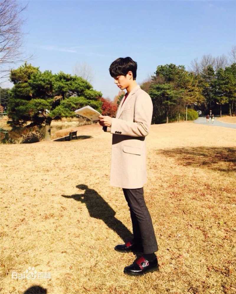 最全朴宝剑(|Park Bo Gum)在《明日如歌》中的相册