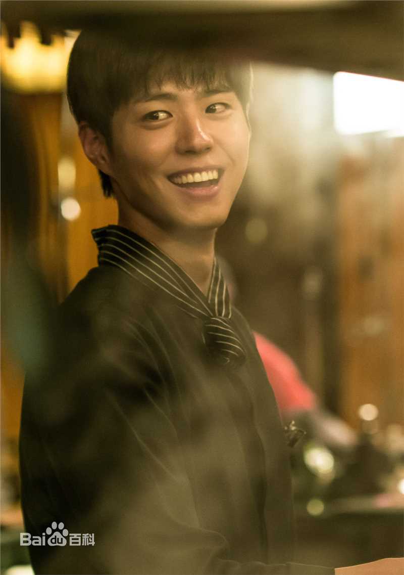 高清朴宝剑(|Park Bo Gum)在《中国城》中的图集