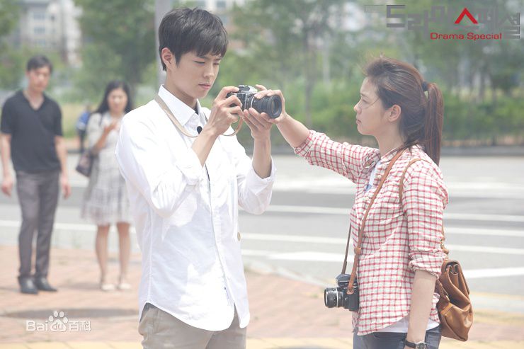 精选朴宝剑(|Park Bo Gum)在《静止照片》中的图册