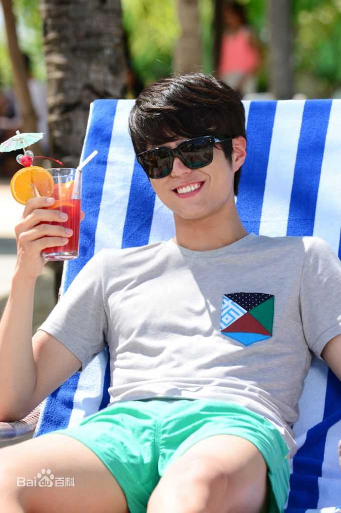 高清朴宝剑(|Park Bo Gum)在《完美妈妈》中的图册