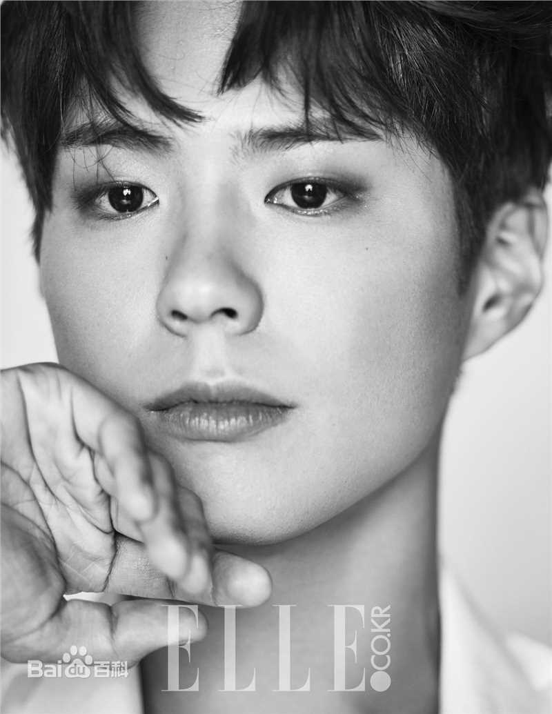 朴宝剑(|Park Bo Gum)ELLE图片图集