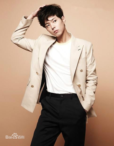 朴宝剑(|Park Bo Gum)杂志