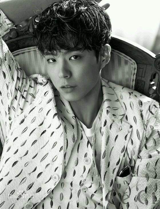 朴宝剑(|Park Bo Gum)杂志